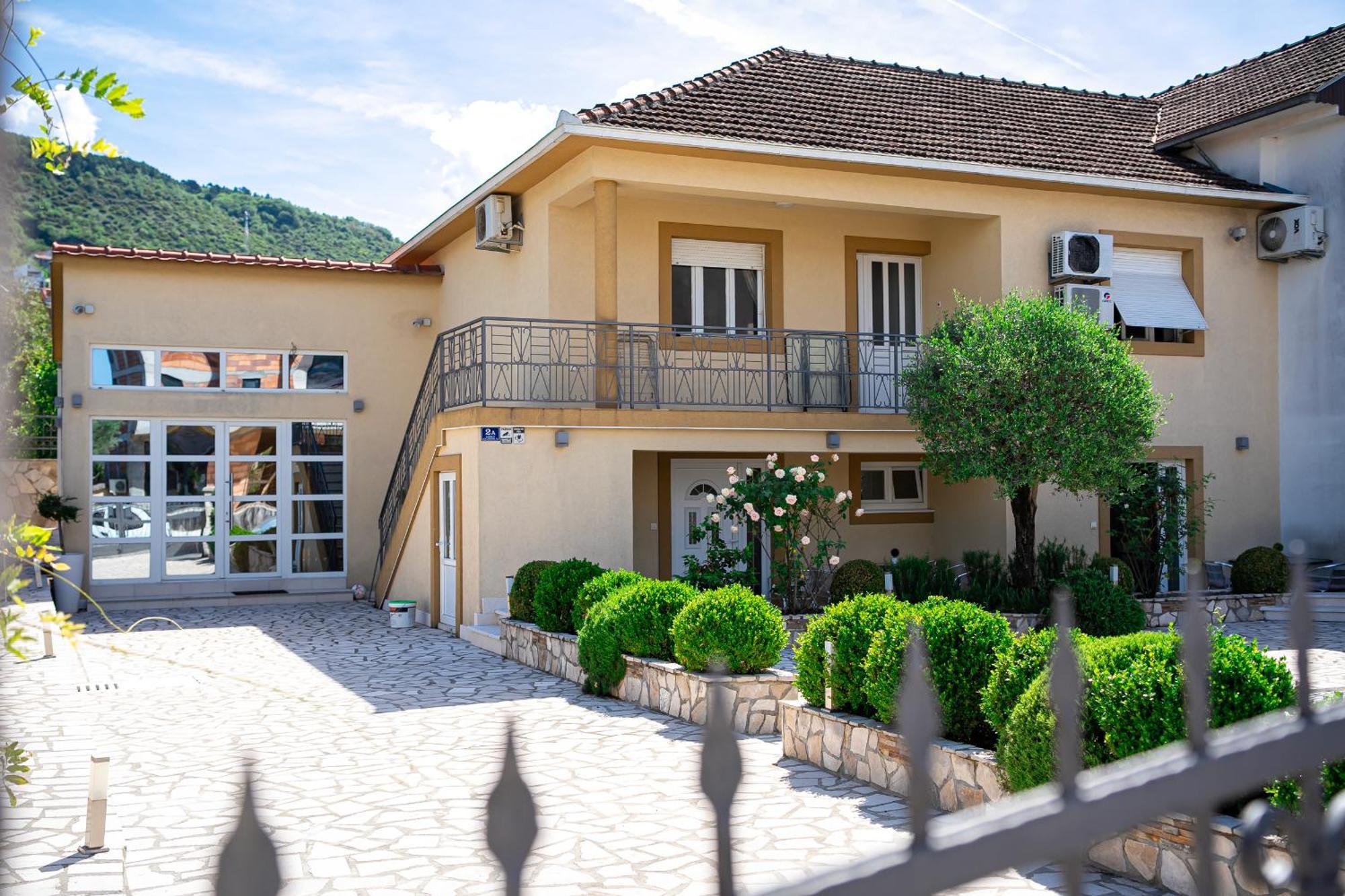 טיווט Raicevic Residence מראה חיצוני תמונה